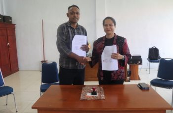 Penandatanganan IA antara Program Studi Hukum PSDKU Universitas Pattimura dengan KPU Kab. MBD